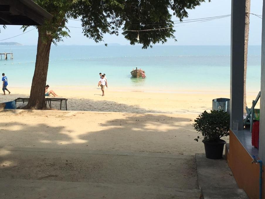 Hotel ลุงดำฮัทบีช Koh Samet Exteriér fotografie