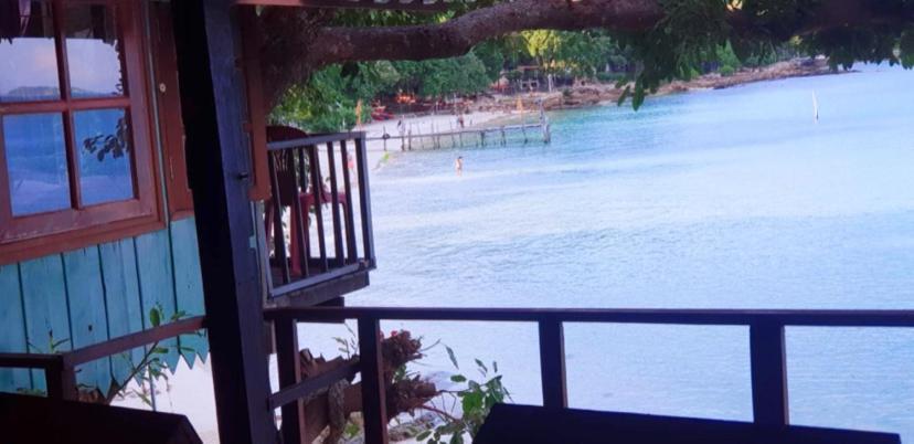 Hotel ลุงดำฮัทบีช Koh Samet Exteriér fotografie