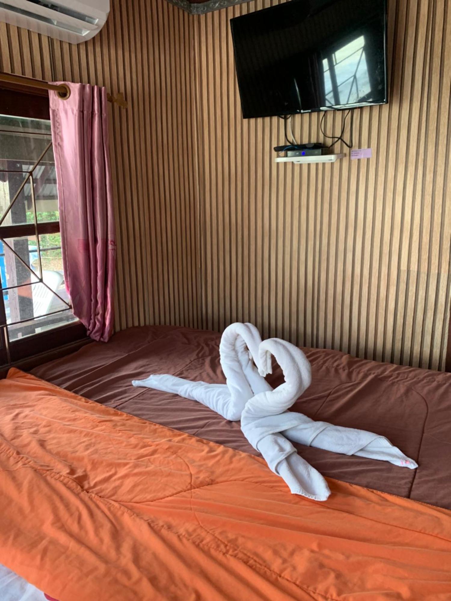 Hotel ลุงดำฮัทบีช Koh Samet Exteriér fotografie