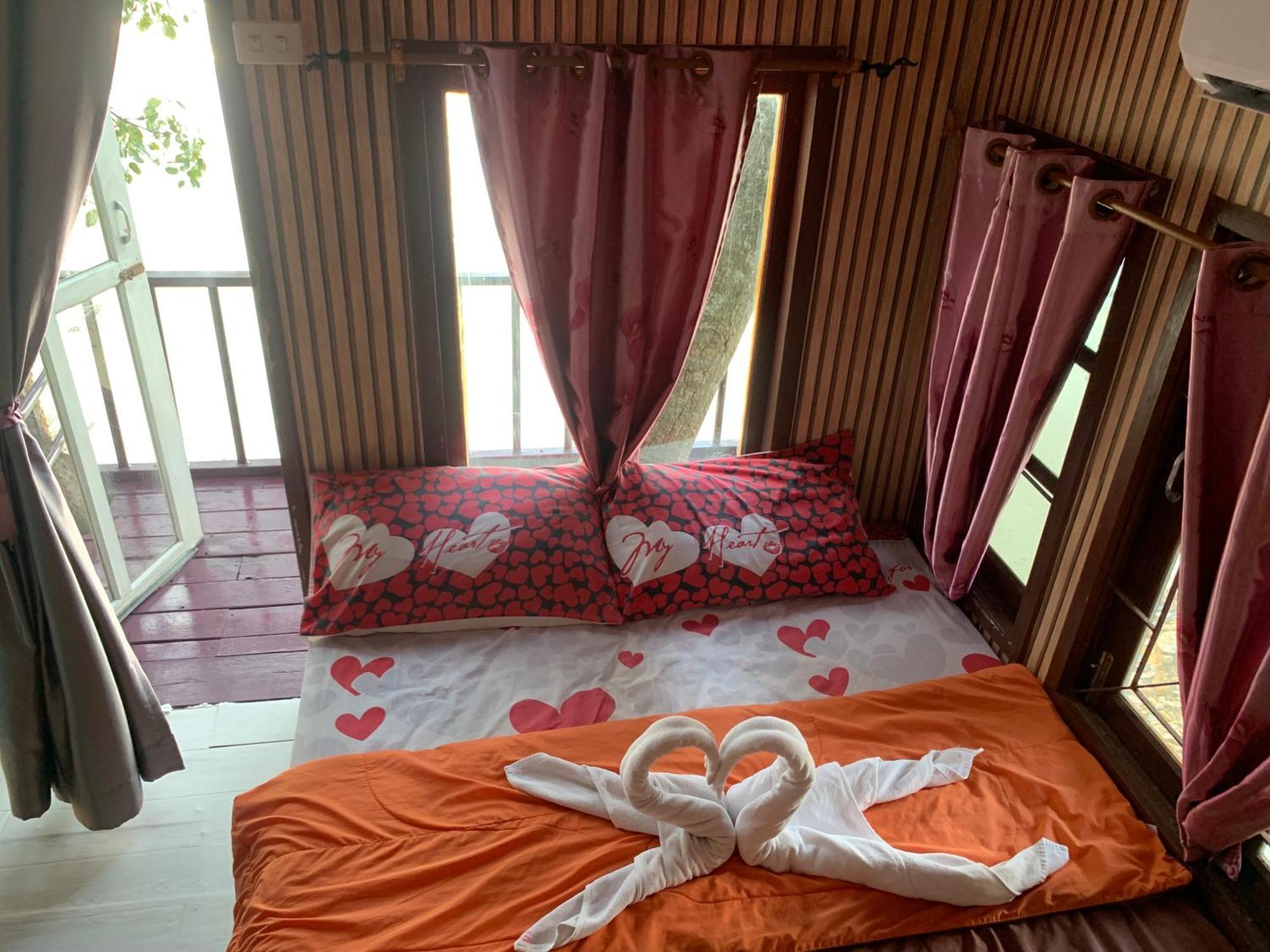 Hotel ลุงดำฮัทบีช Koh Samet Exteriér fotografie