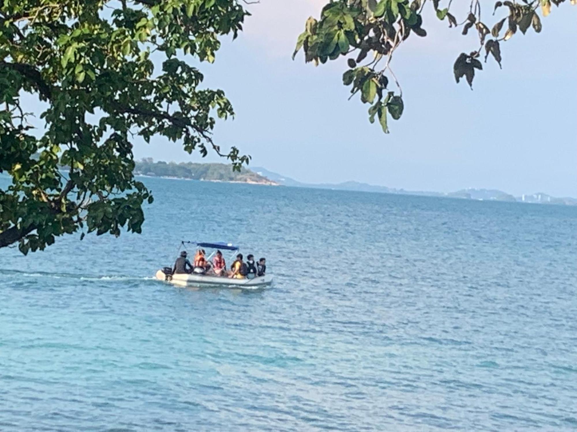 Hotel ลุงดำฮัทบีช Koh Samet Exteriér fotografie